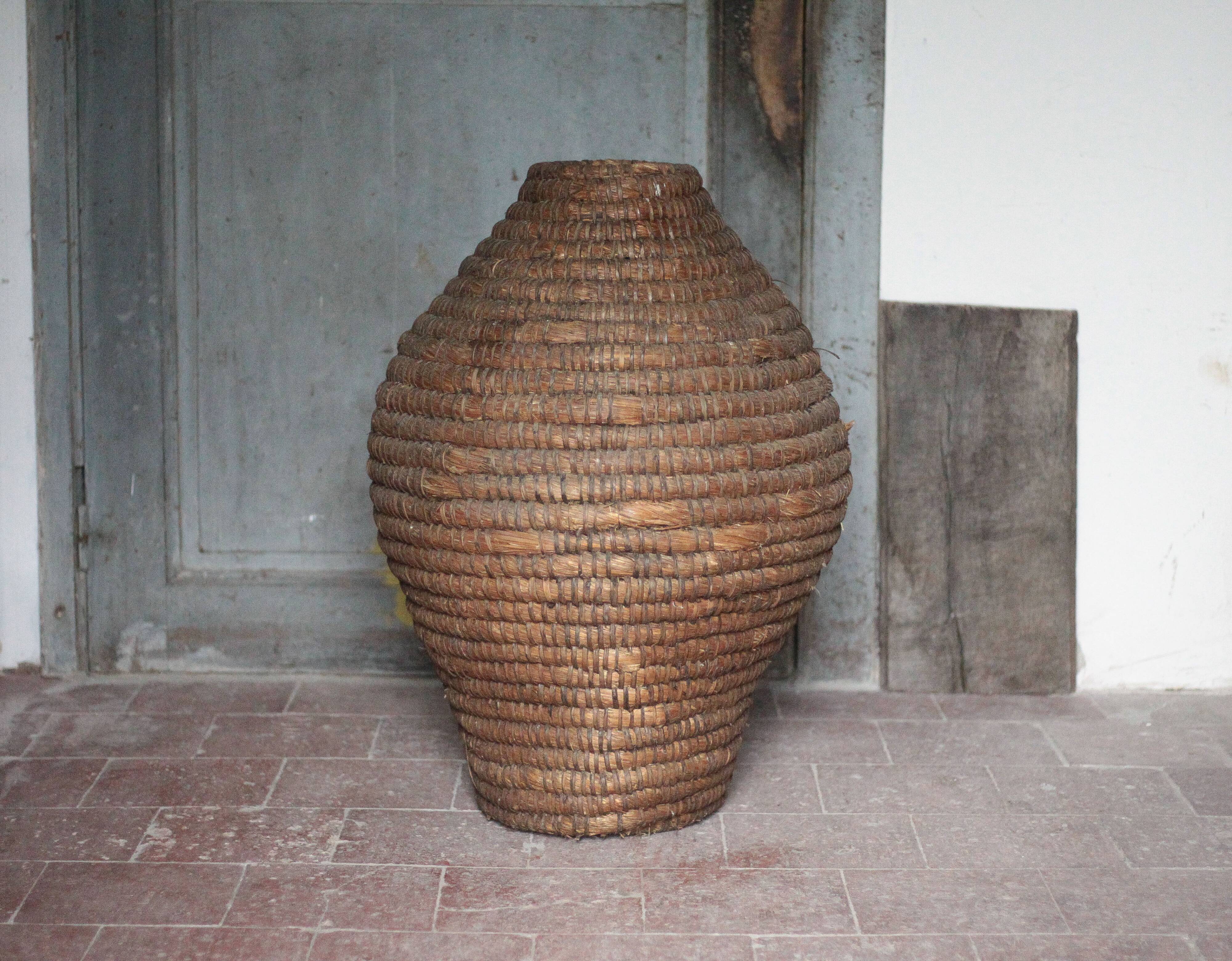 Old basket, straw and bramble, woven basket, interior decoration