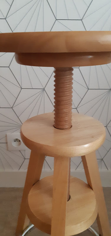 Vintage screw stool in solid beech.