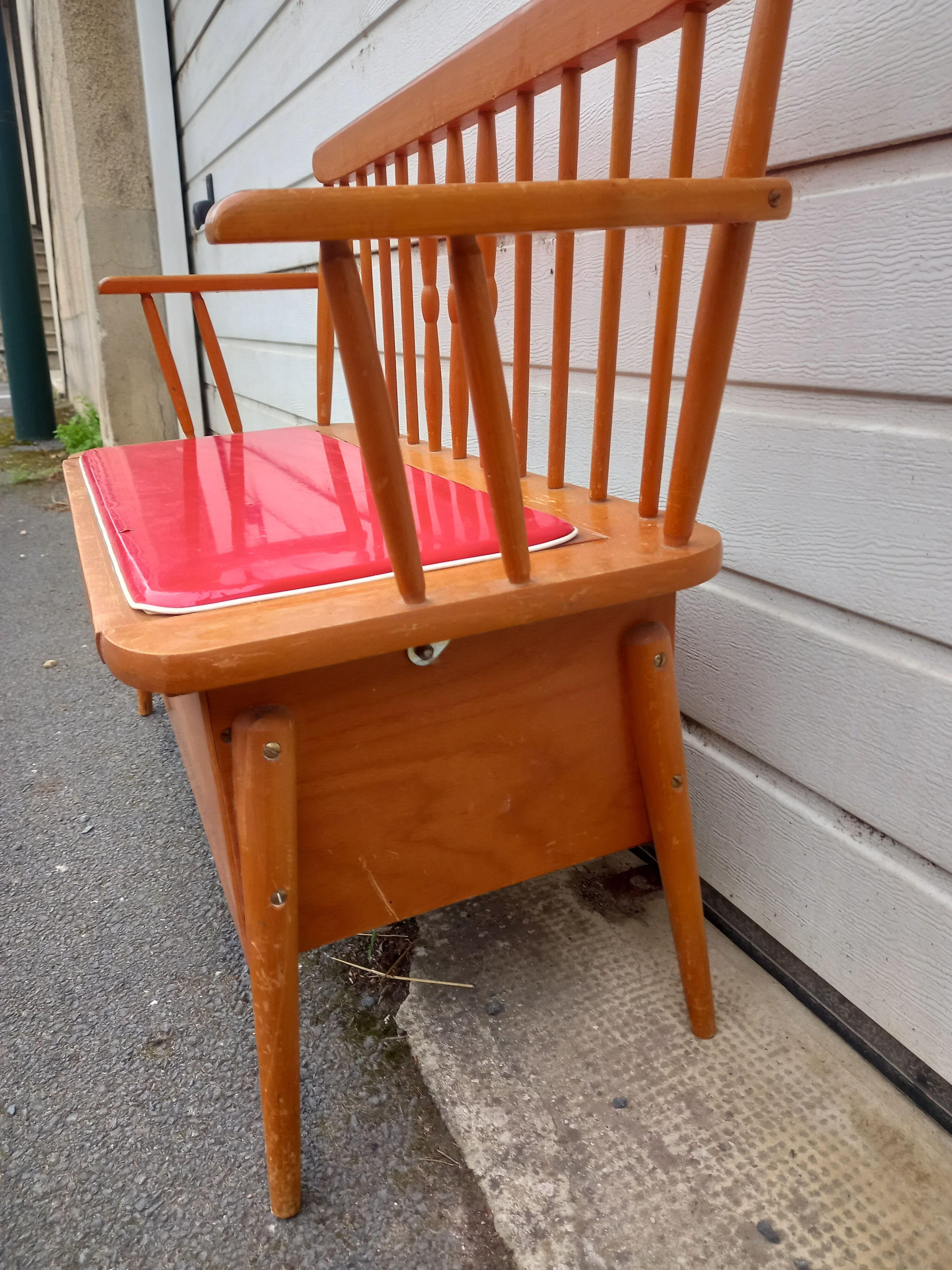 Vintage Herlag children's bench