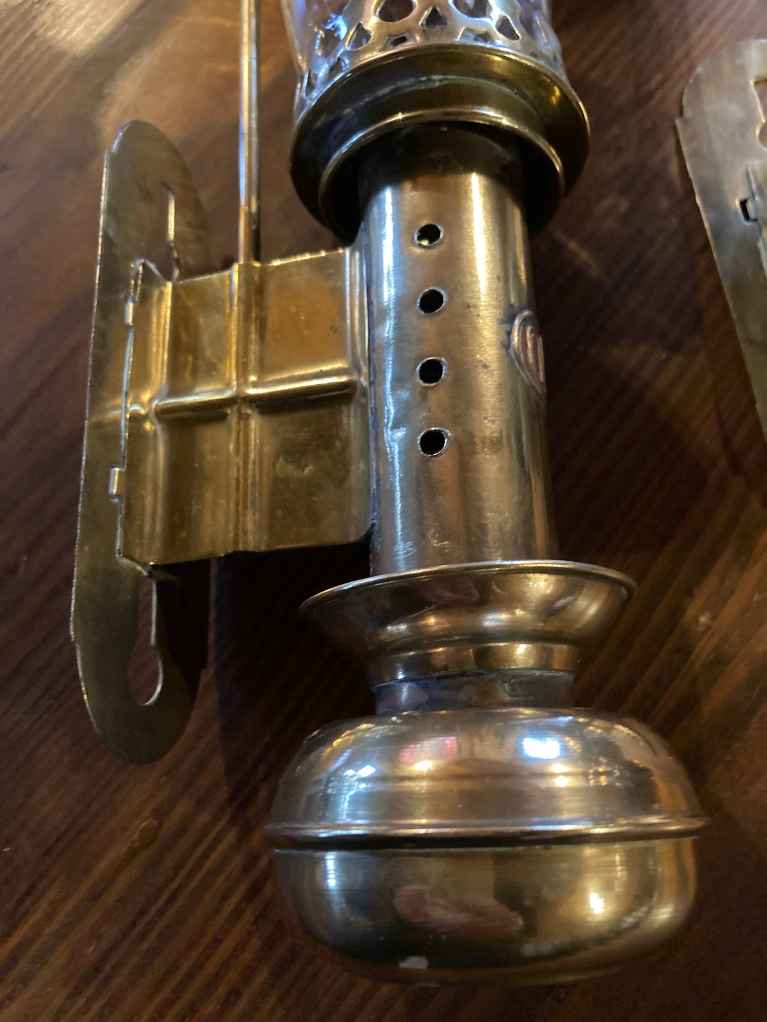 Pair of brass railway wall sconces, DLC Wagon Lit lamps