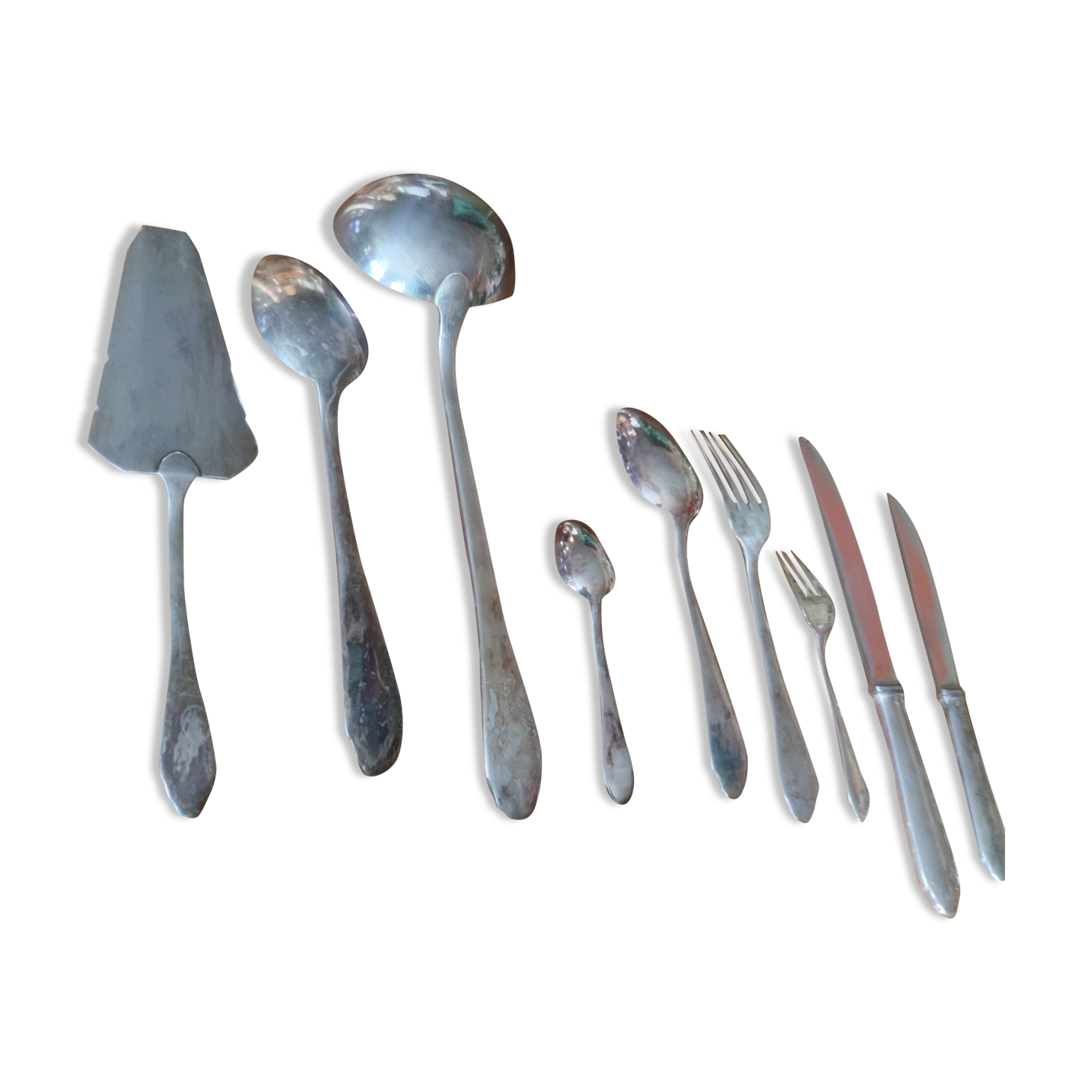 Silver-plated flatware set with its original silver-plated metal box, Maison St Médard silversmiths, circa 1950