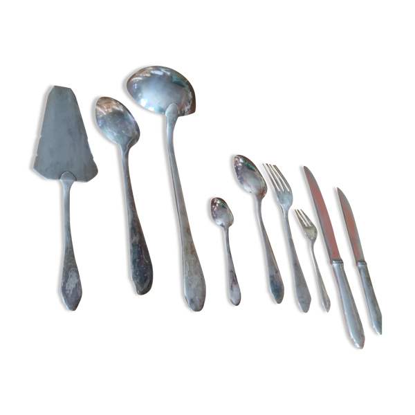 Ménagère avec son coffret d'origine en métal argenté Maison St Médard orfèvres vers 1950