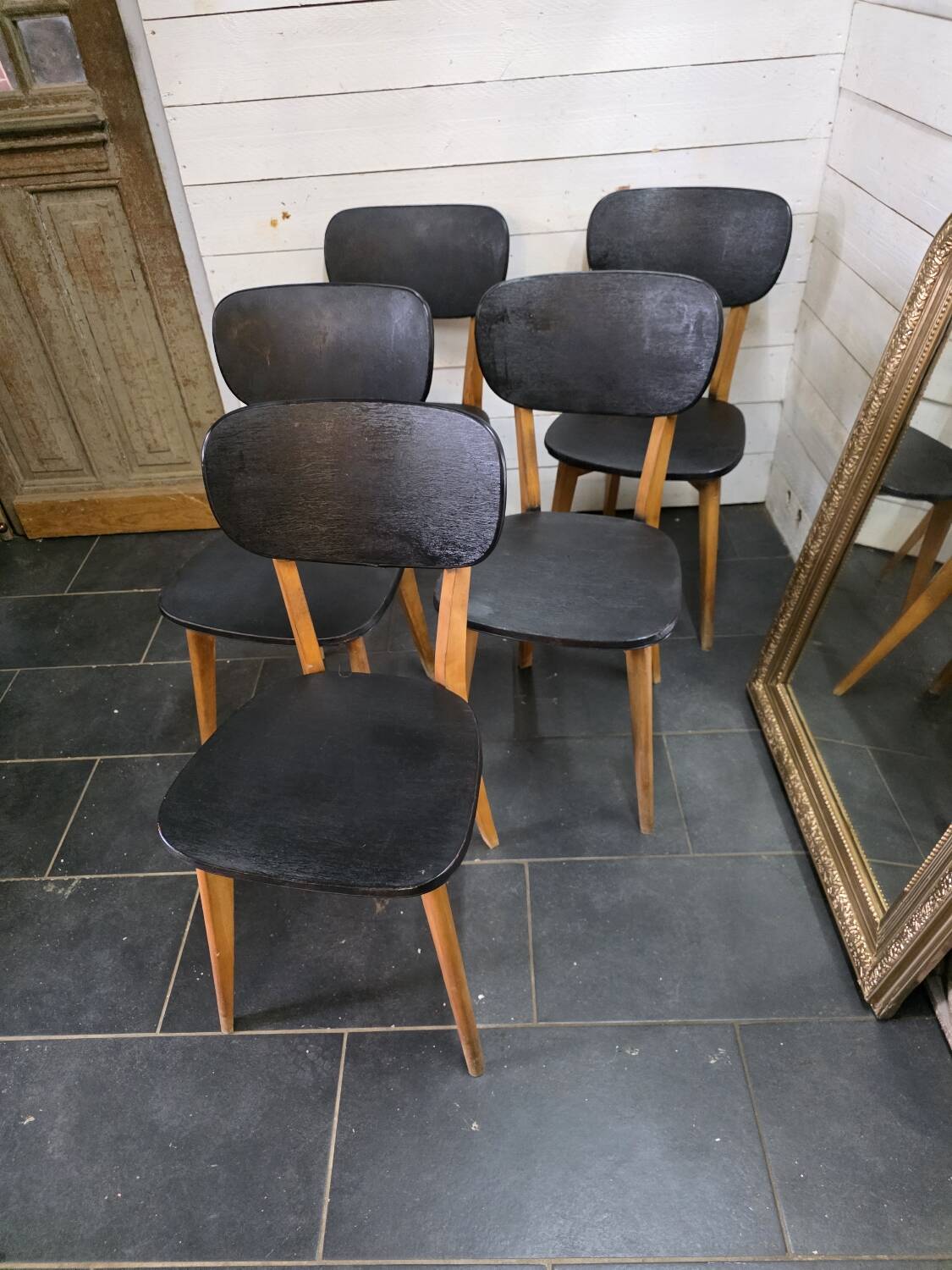 5 chaises vintage des années 60