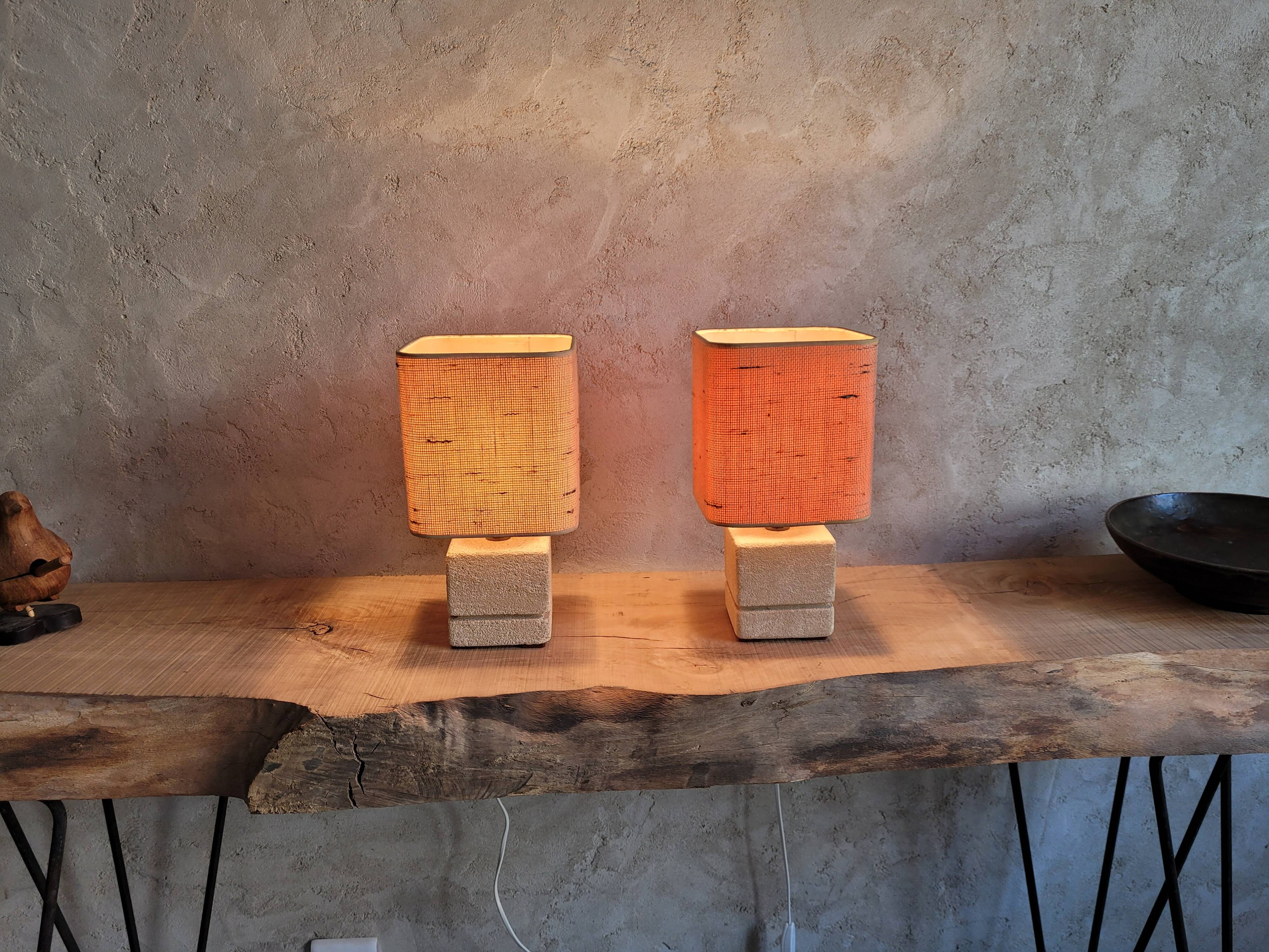 Paire de lampes en pierre années 60