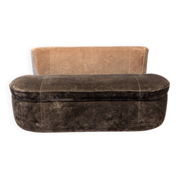 Velvet bench from Boucheron Paris.