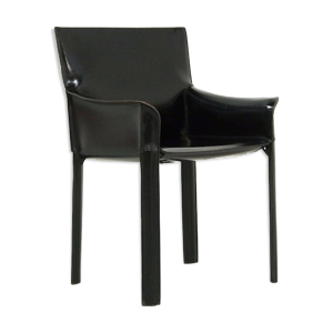 Fauteuil en cuir noir