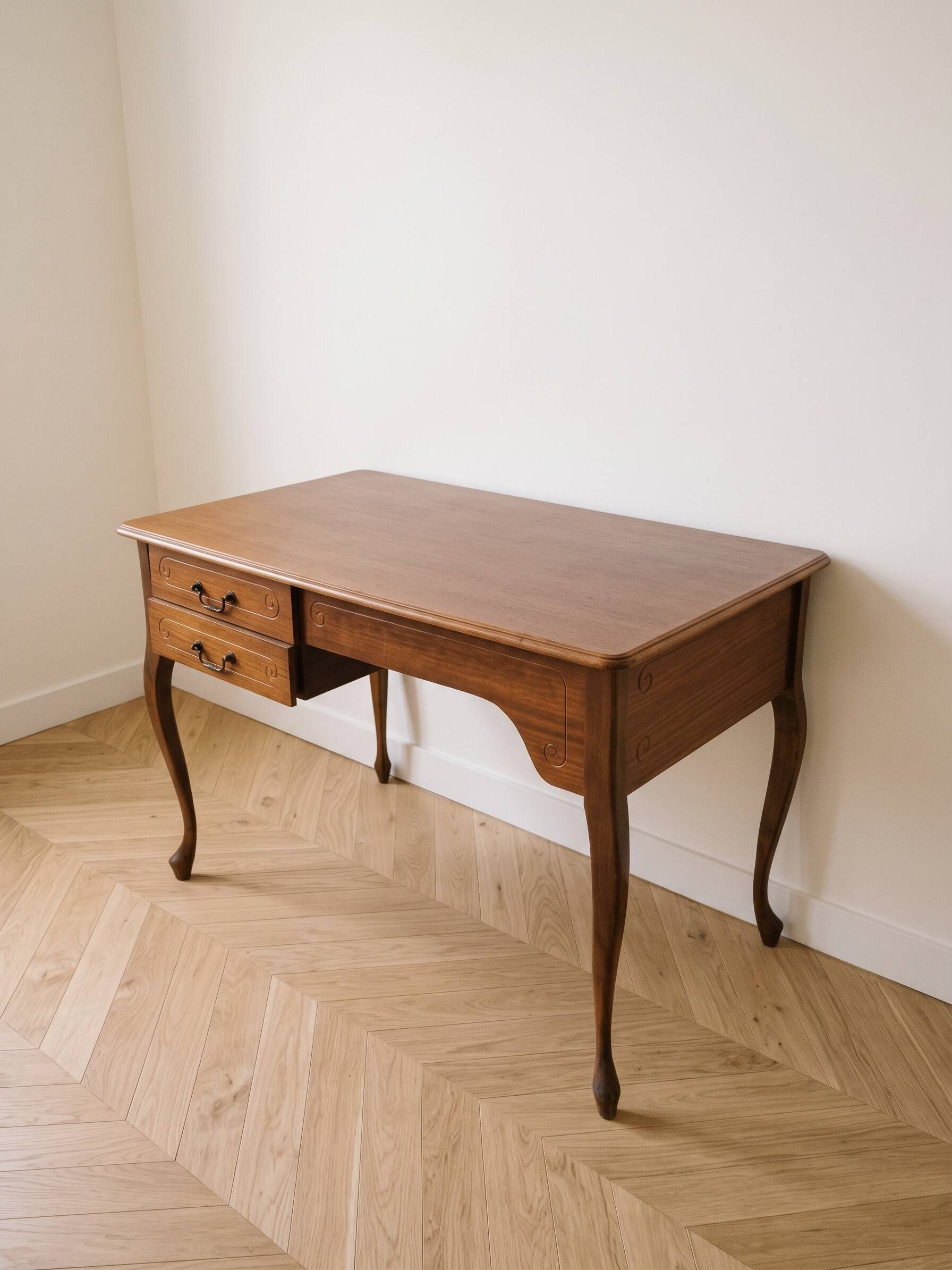 Retro wooden desk with curved legs