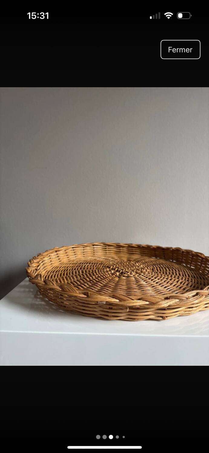 Vintage wicker trays