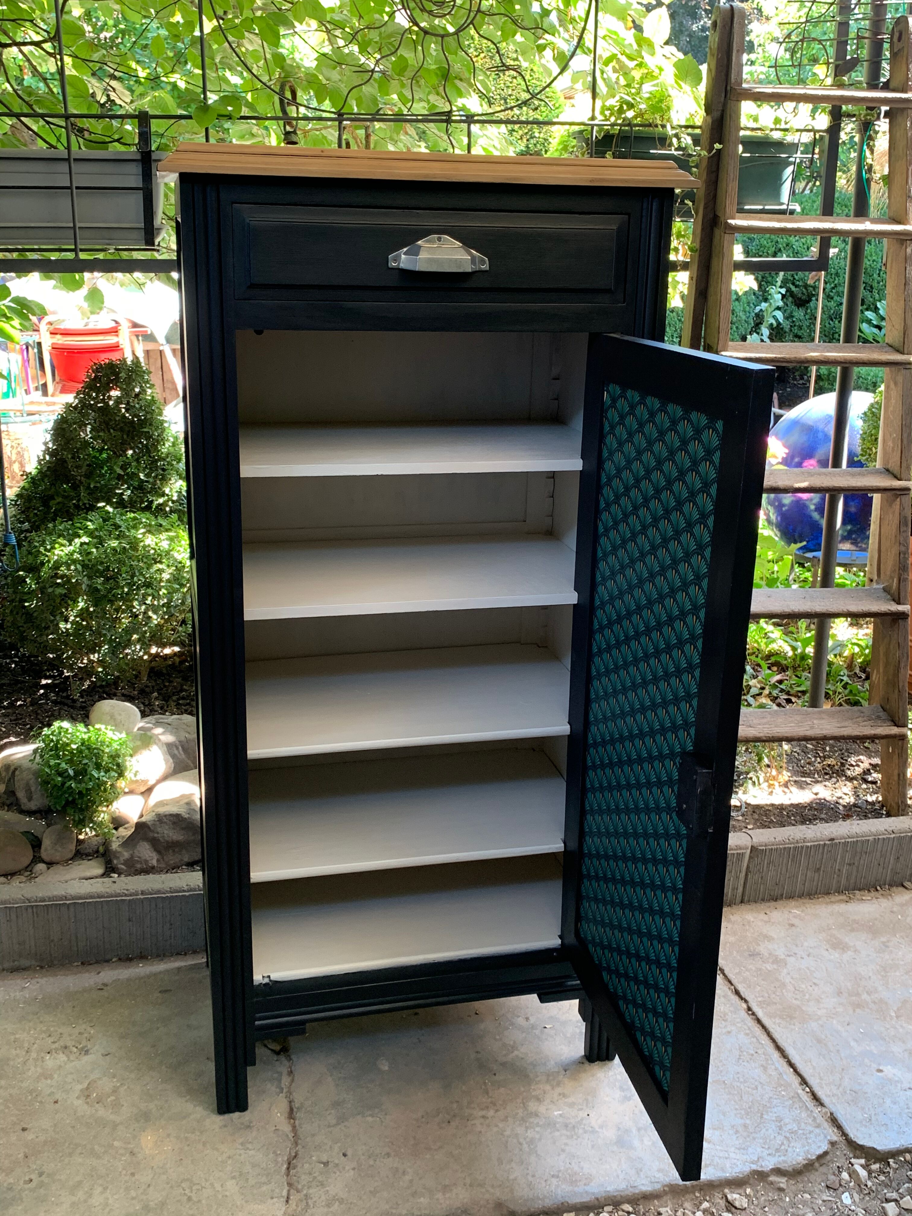 Top Parisian buffet 1930