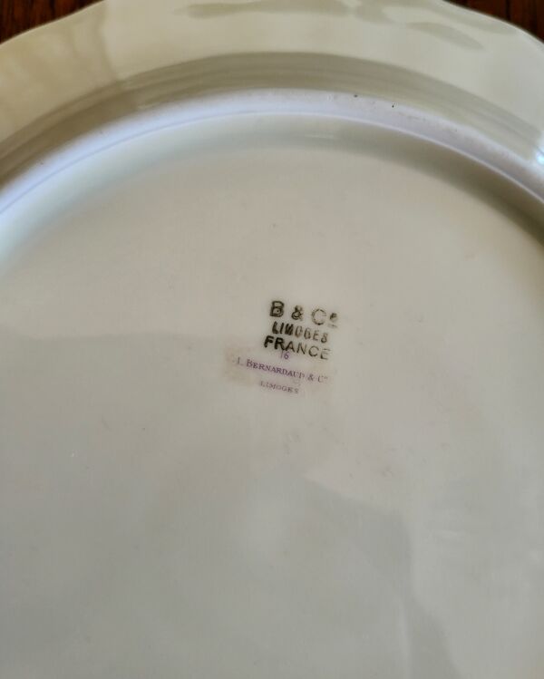 Limoges Bernardaud plat de service rond en porcelaine