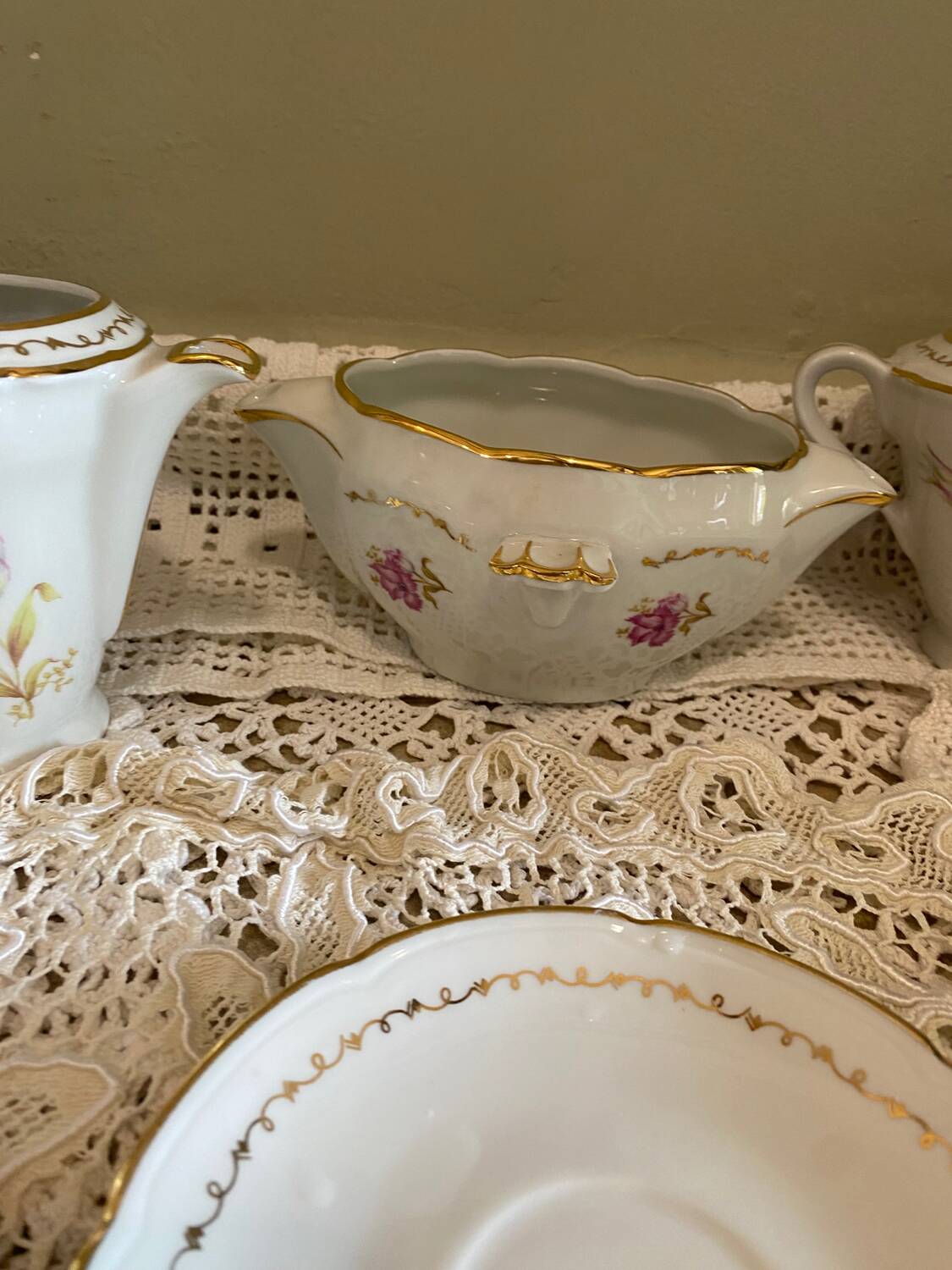 Porcelain coffee or tea service