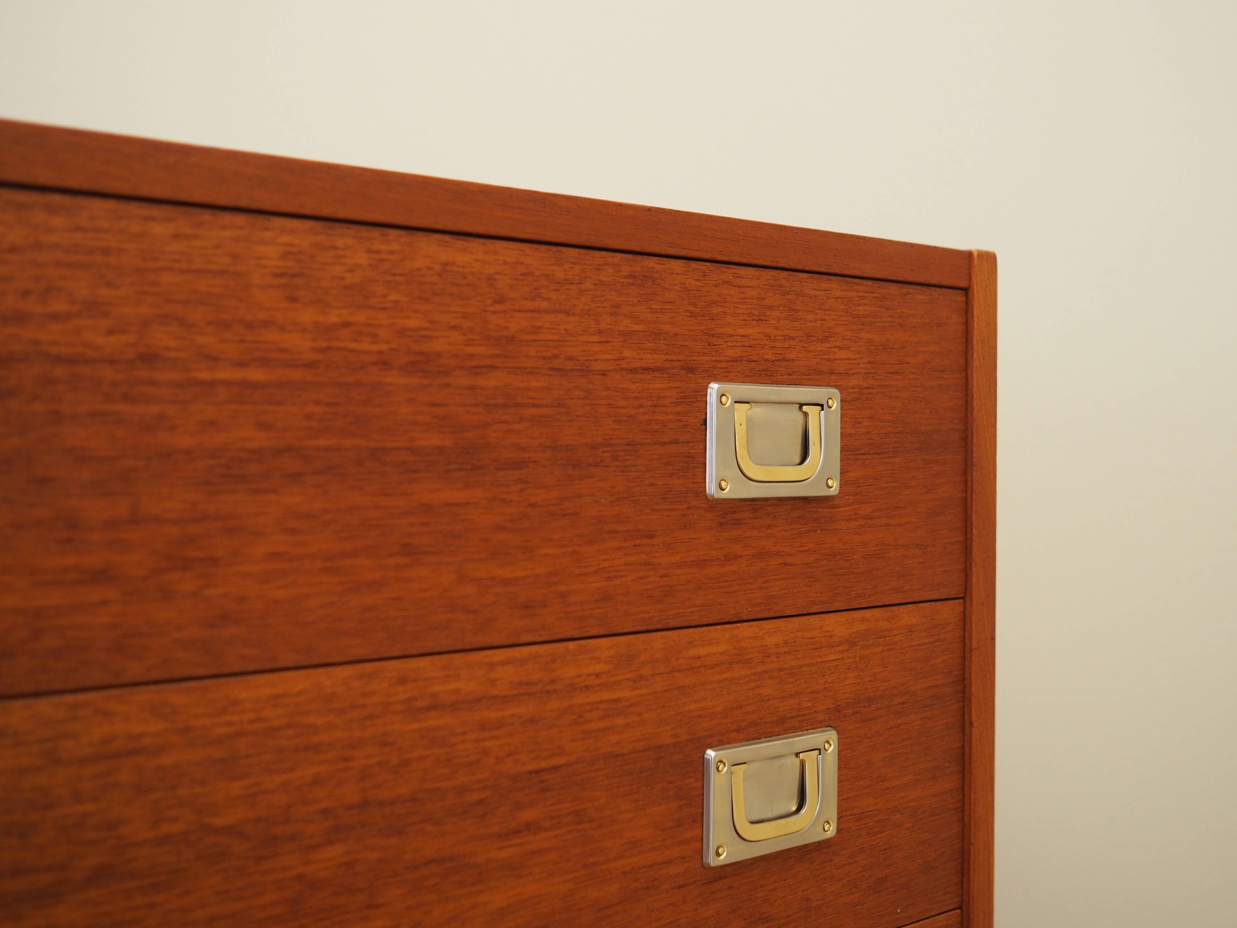 Commode en teck, design danois, années 1960, production : Danemark