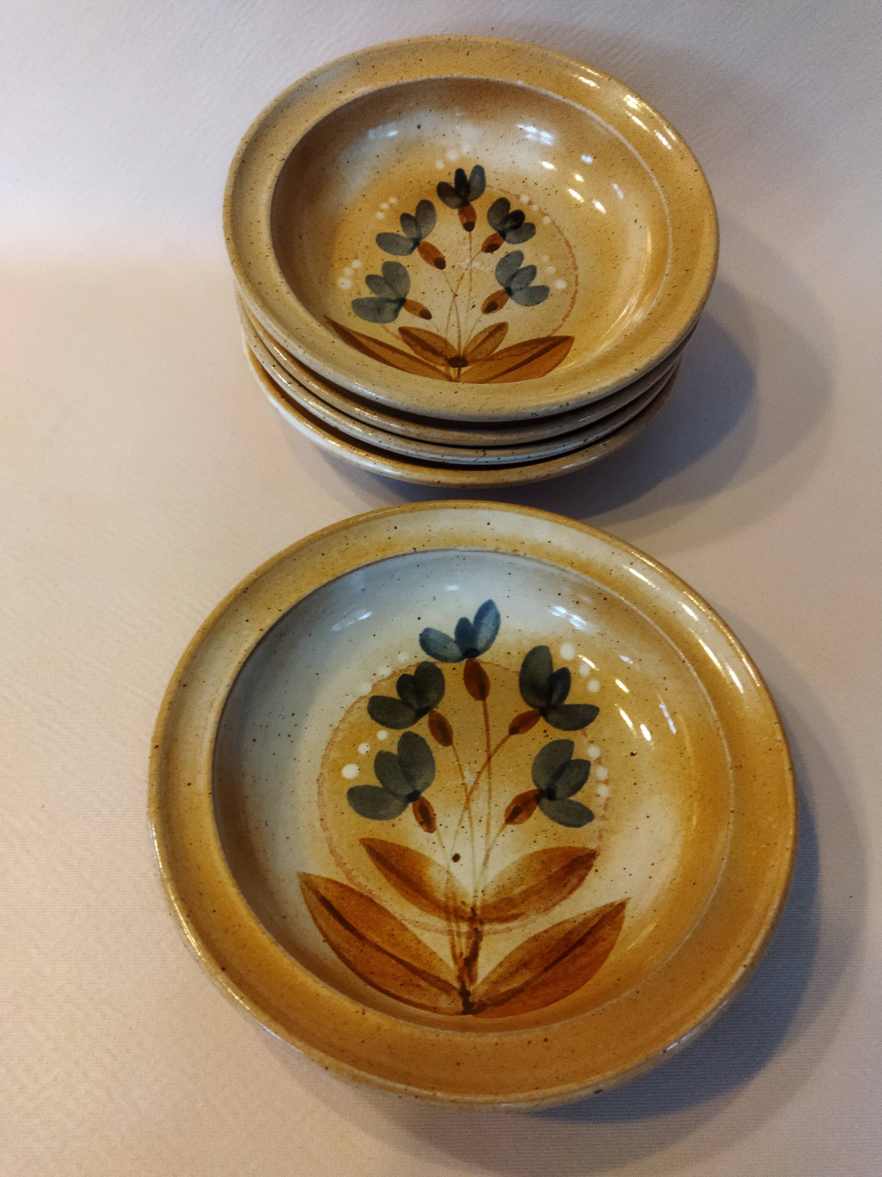 5 hollow plates Grès du Marais