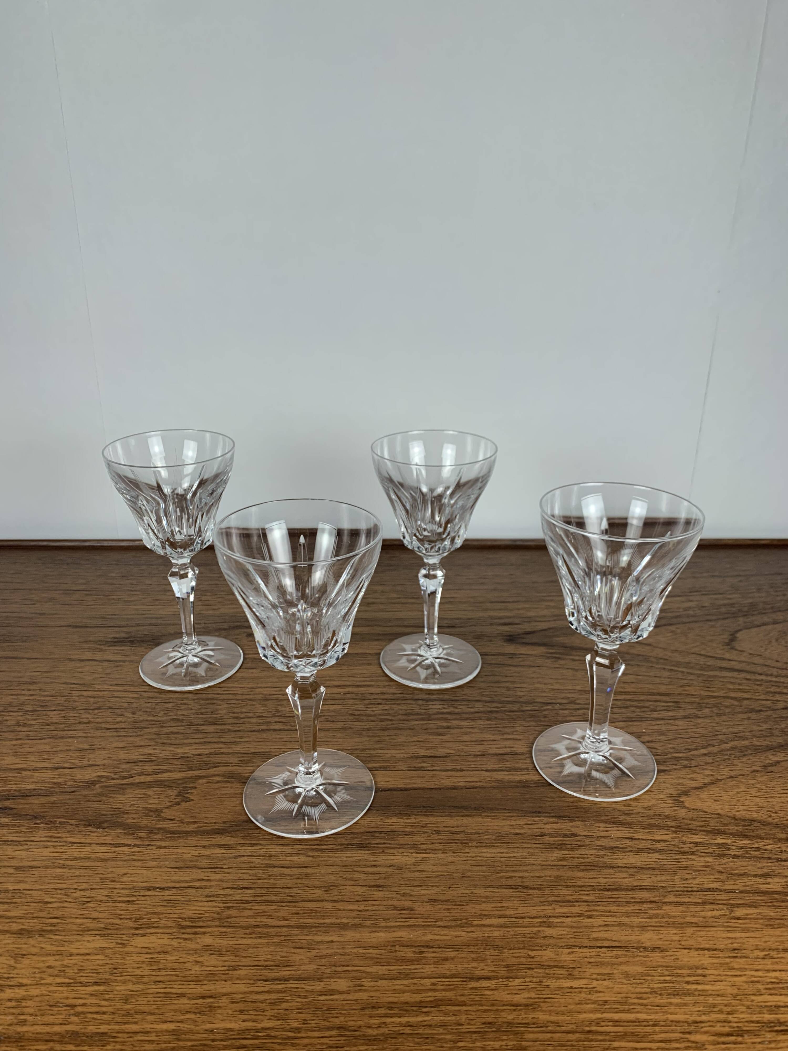 Set of 4 Villeroy & Boch crystal glasses, 20th century.