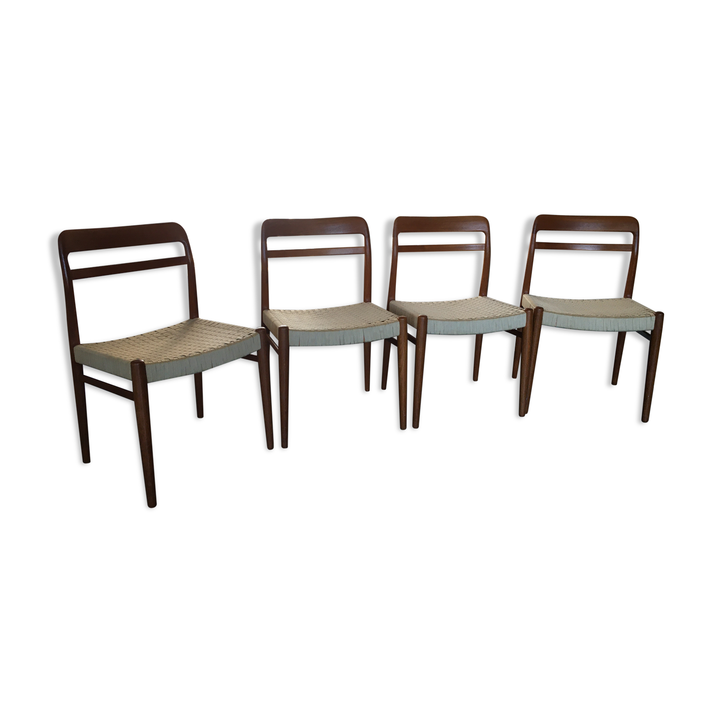 Ensemble scandinave de 4 chaises à manger en teck par Gustav Bahus et Eft. à partir des années 1960