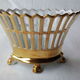 Vase de mariée style empire corbeille en faïence dorée 1868