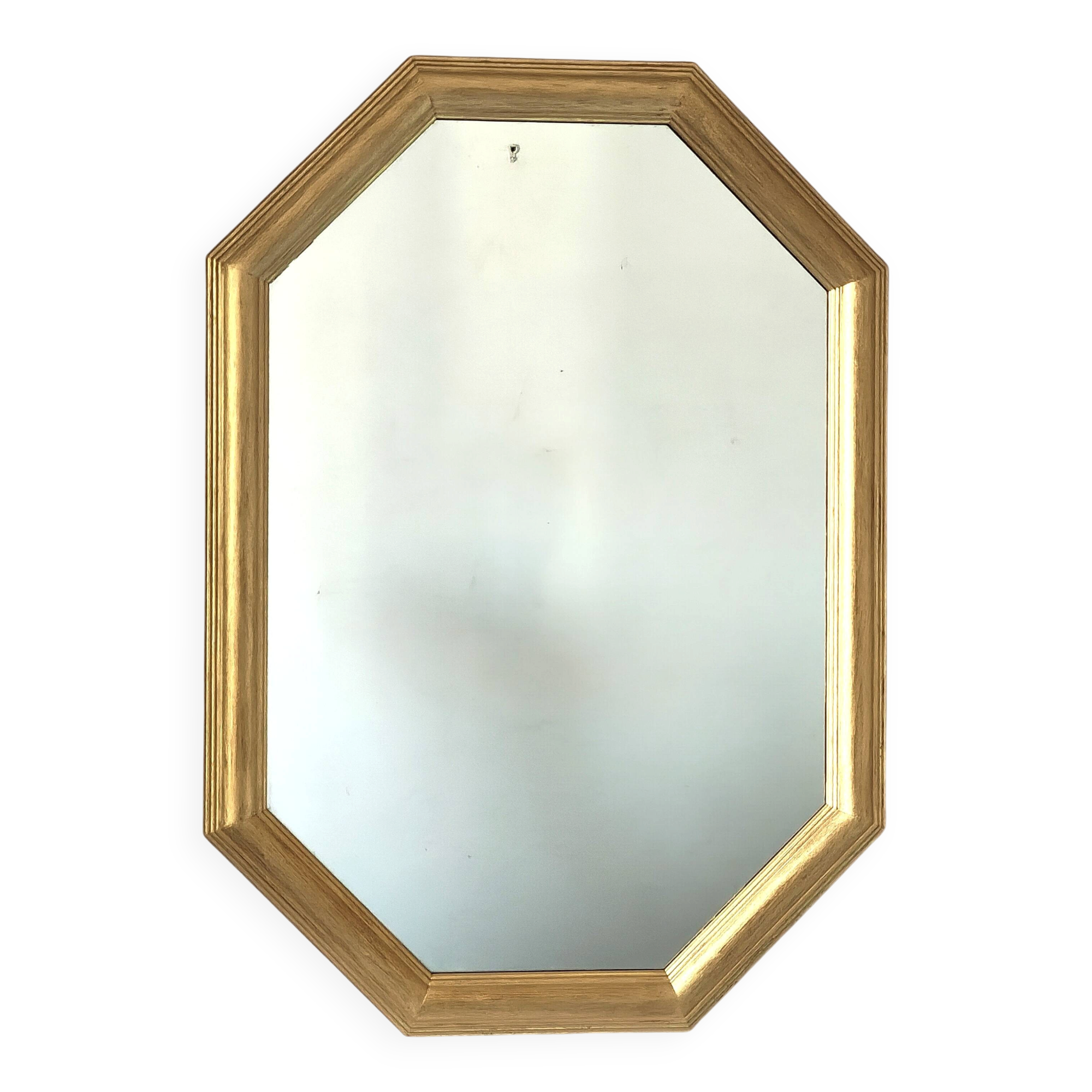Golden octagonal mirror