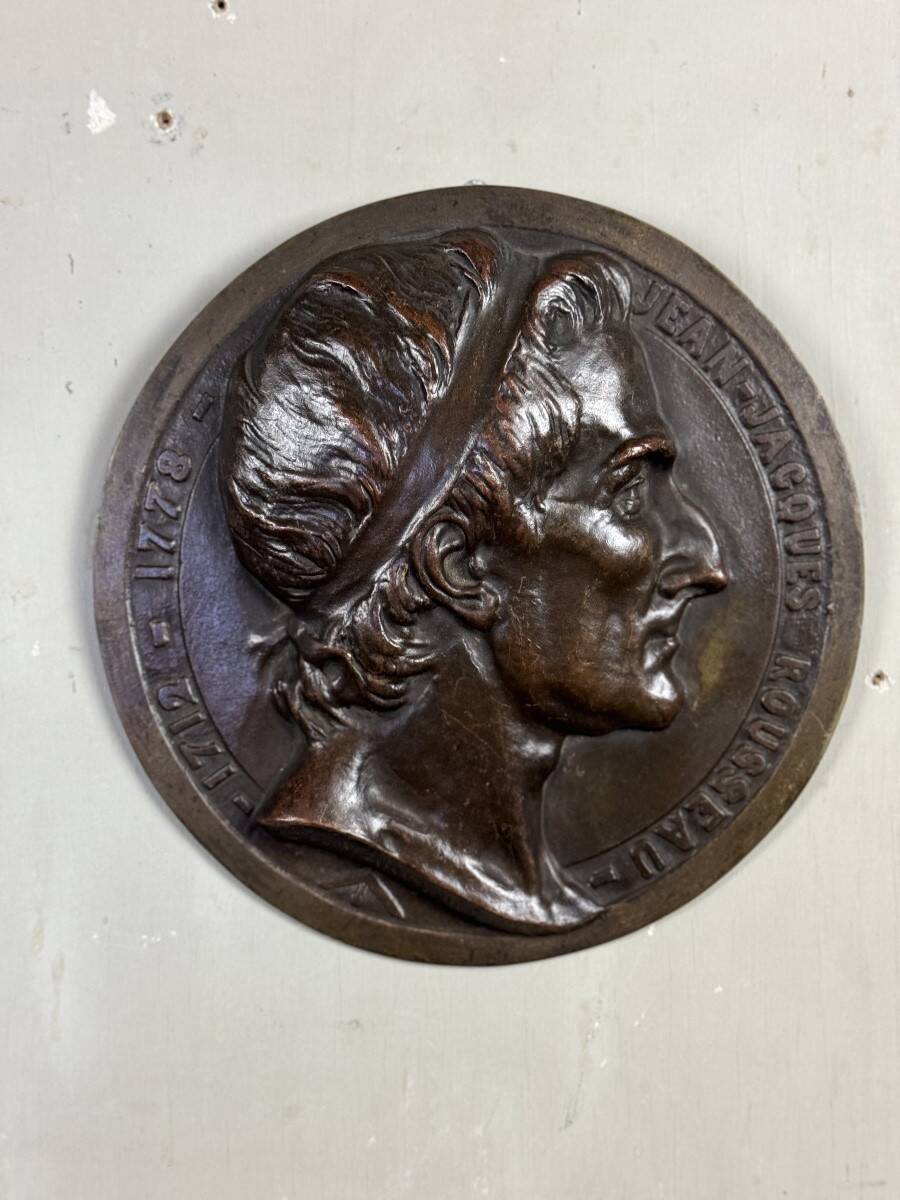 Pair of bronze medallions, Rouget de Lille and J.J. Rousseau