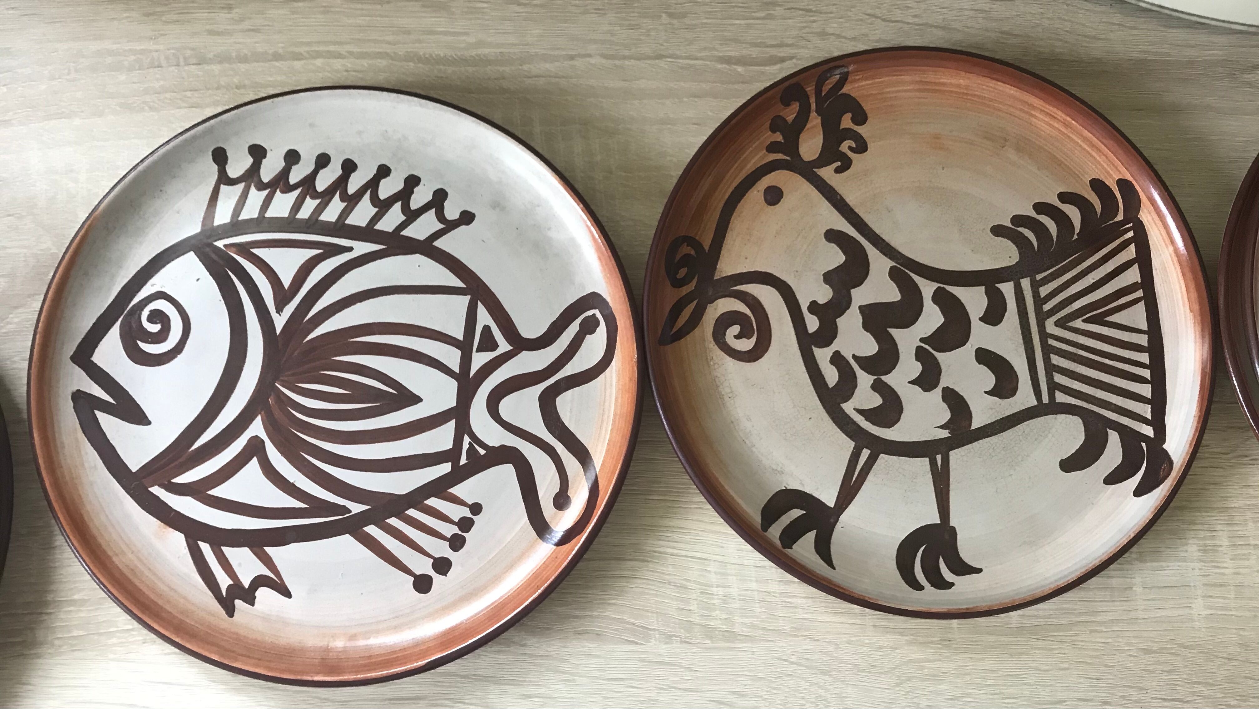 6 assiettes en grès Vallauris vintage