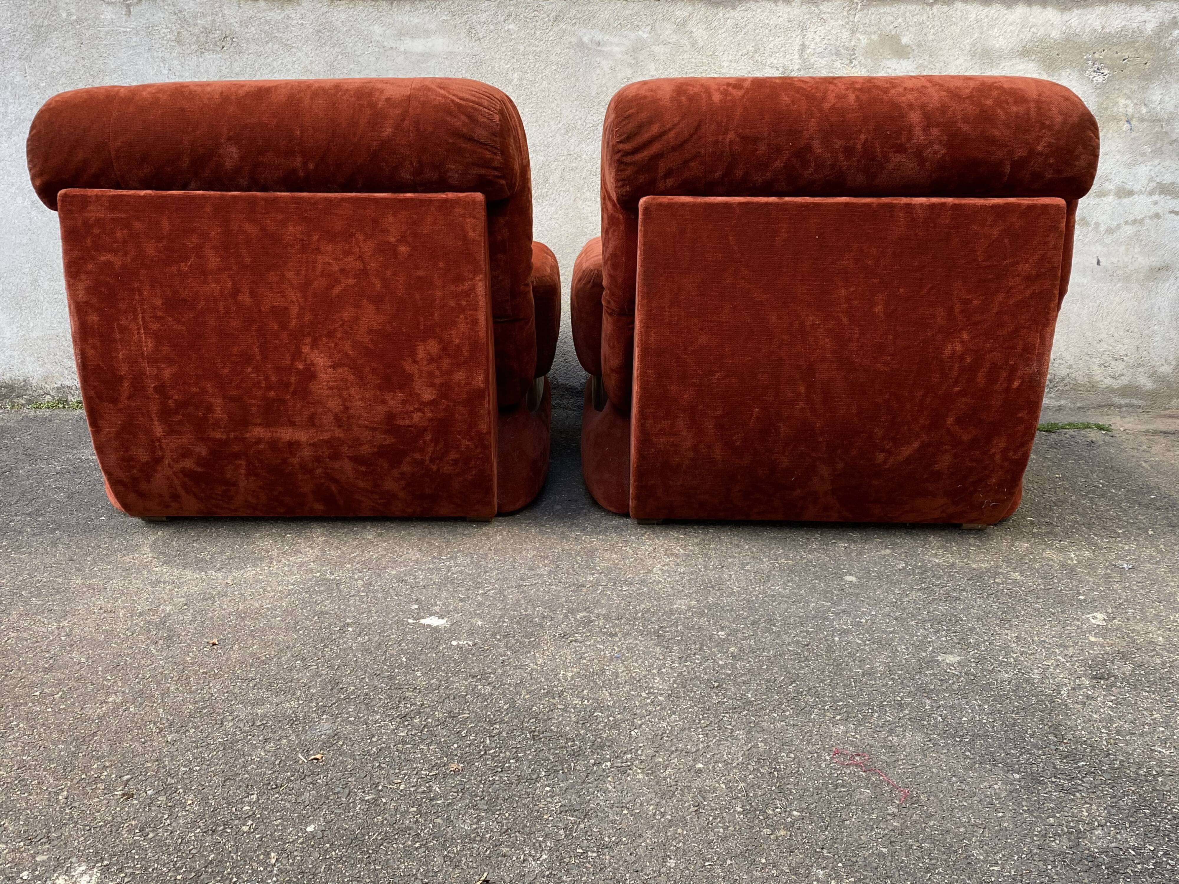 Pair of armchairs 1970
