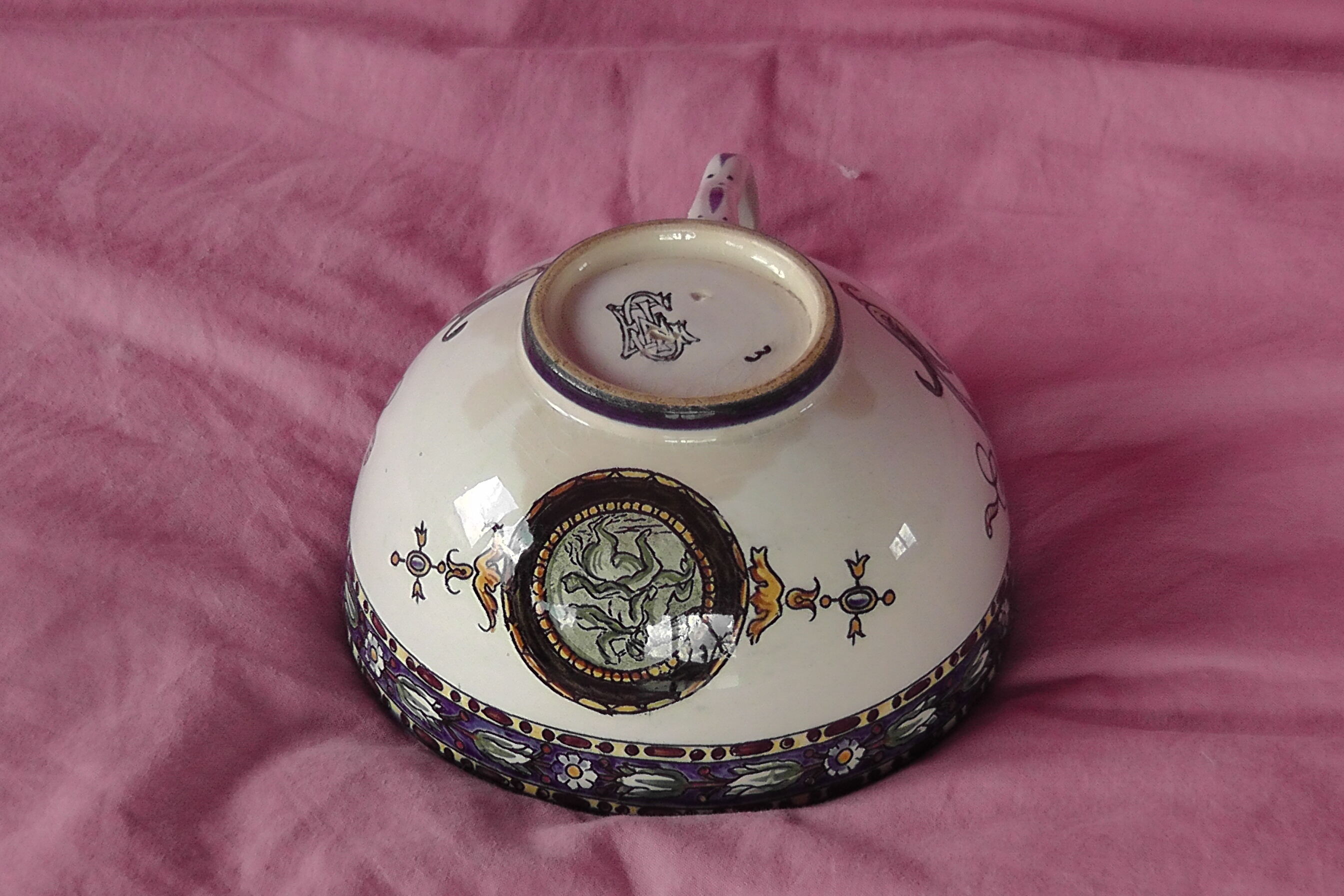 Lunch Faience toast of Gien XIXem century