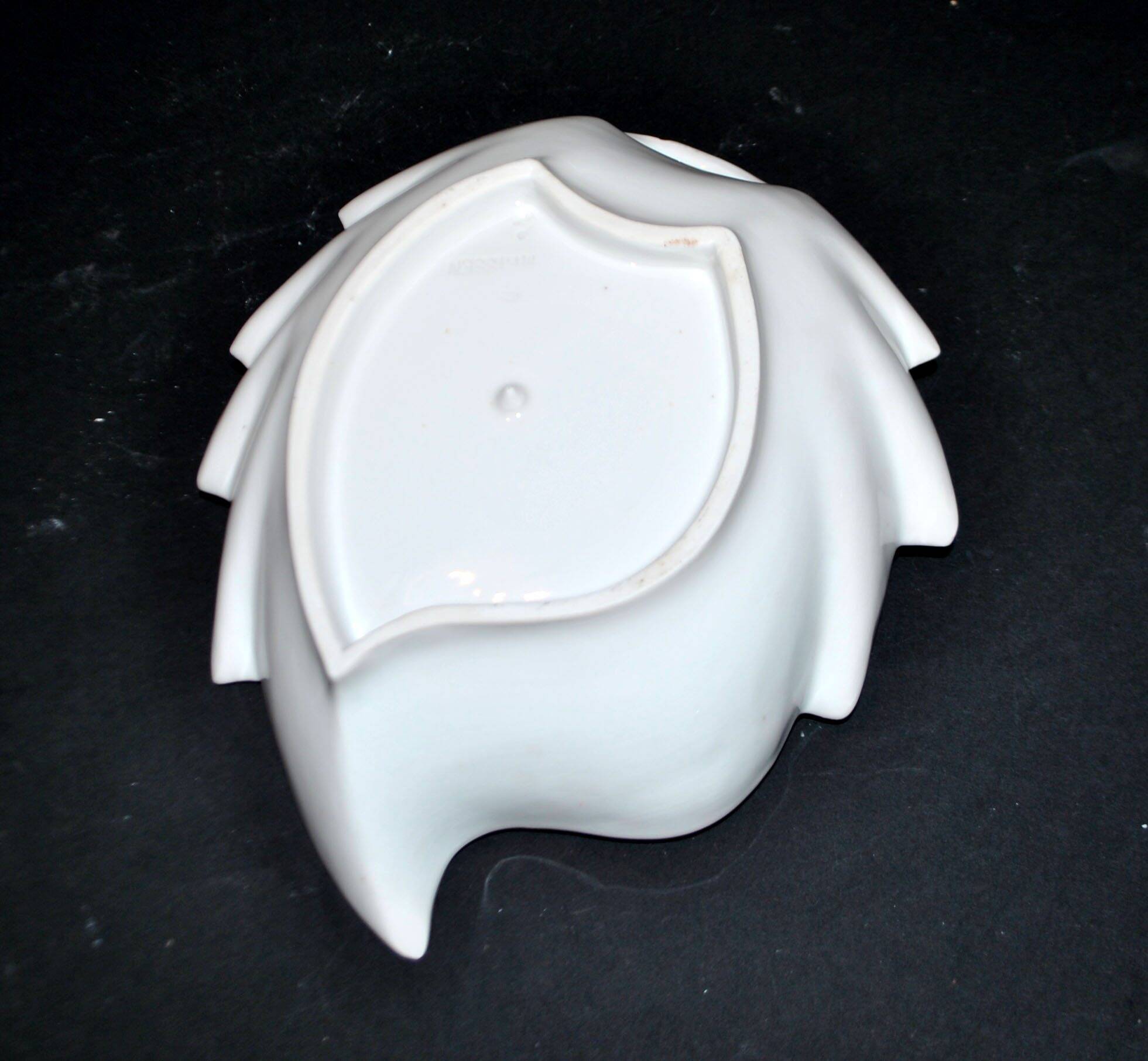 Meissen ravier coupelle décor fleurs peint en porcelaine signé Meissen