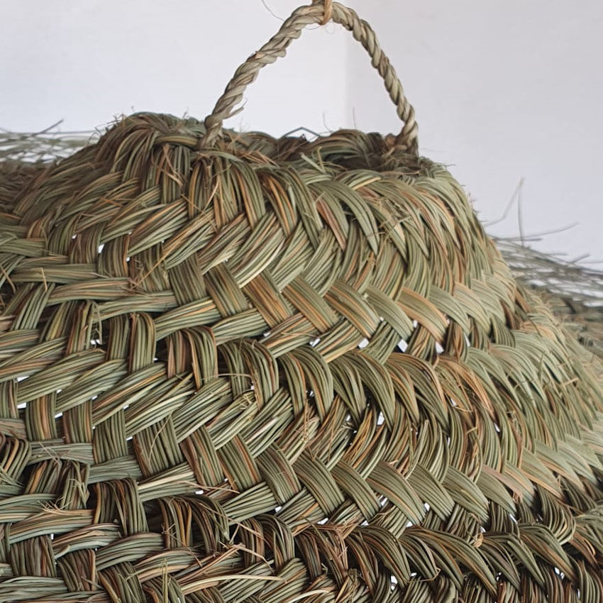 Doum pendant lamp in natural esparto