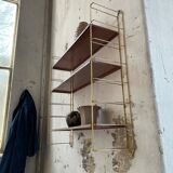 String-type wall shelf