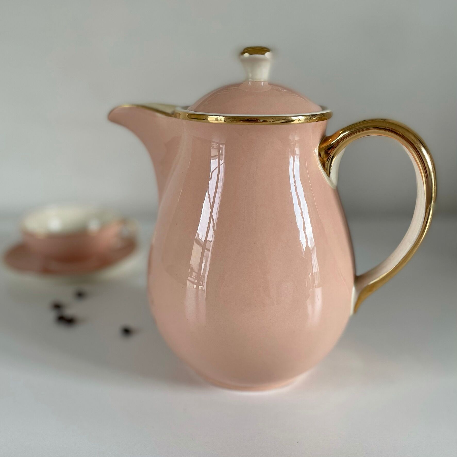 Lot 11 coffee cups + coffee maker + milk jar 60s Villeroy and Boch "Santos"