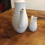Teapot and milk jug