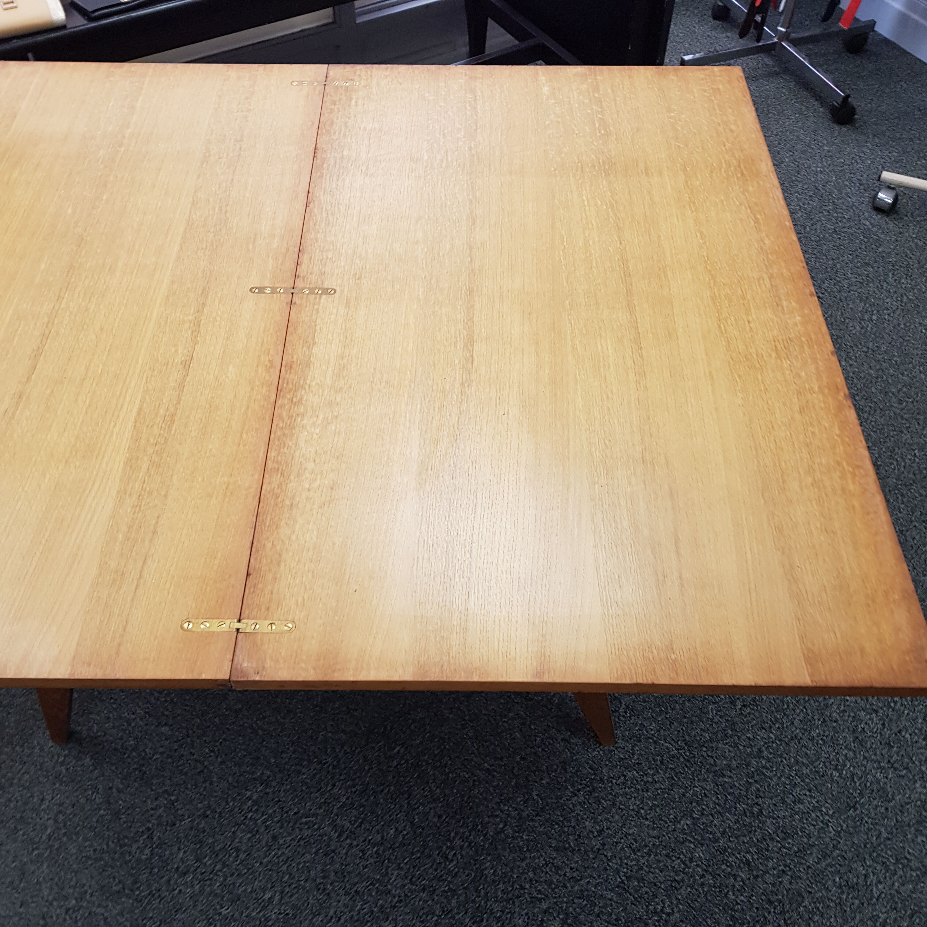 Table modular albert ducrot model junior revelation