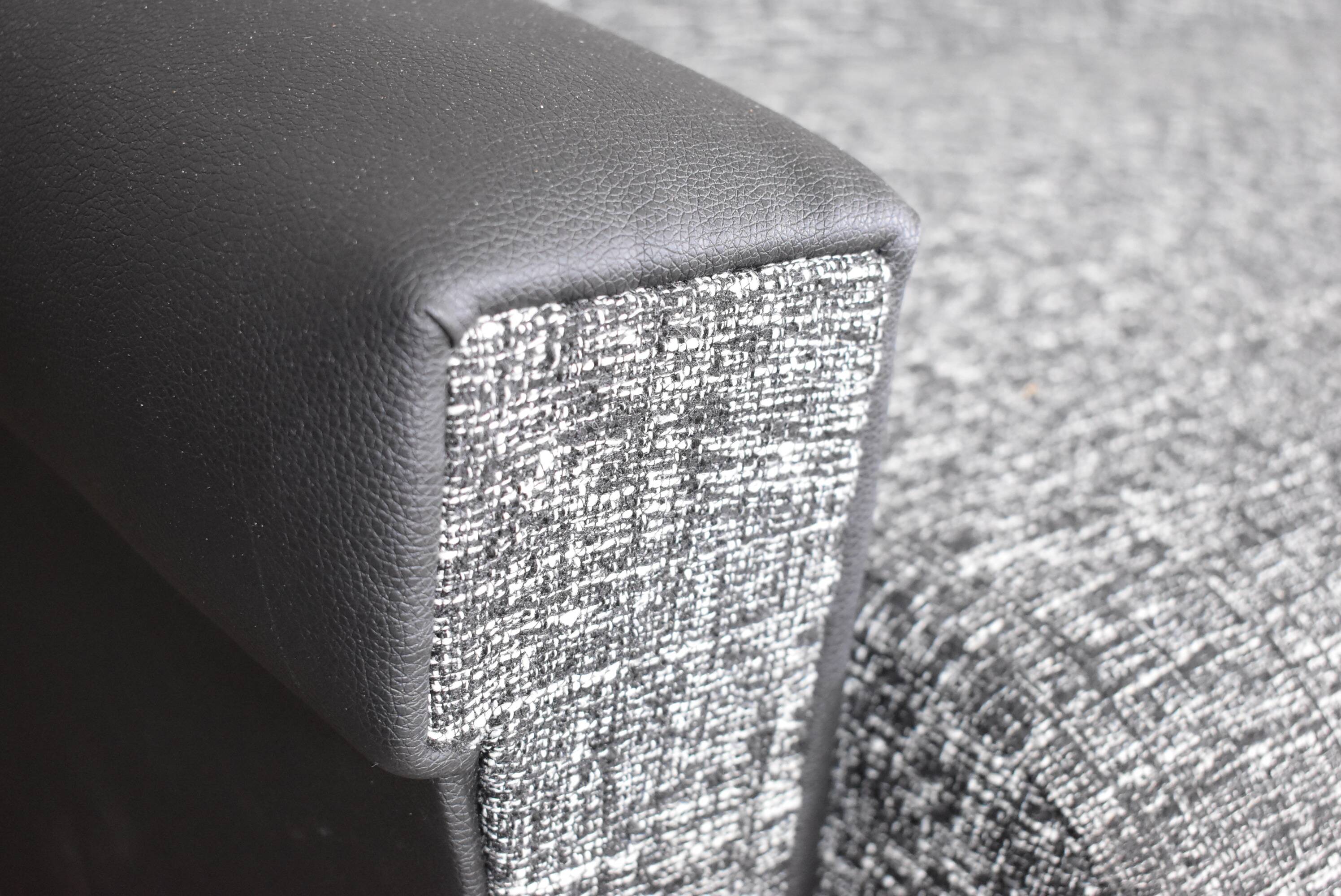 Un magnifique canapé pliant allemand des années 1960 après rénovation complète