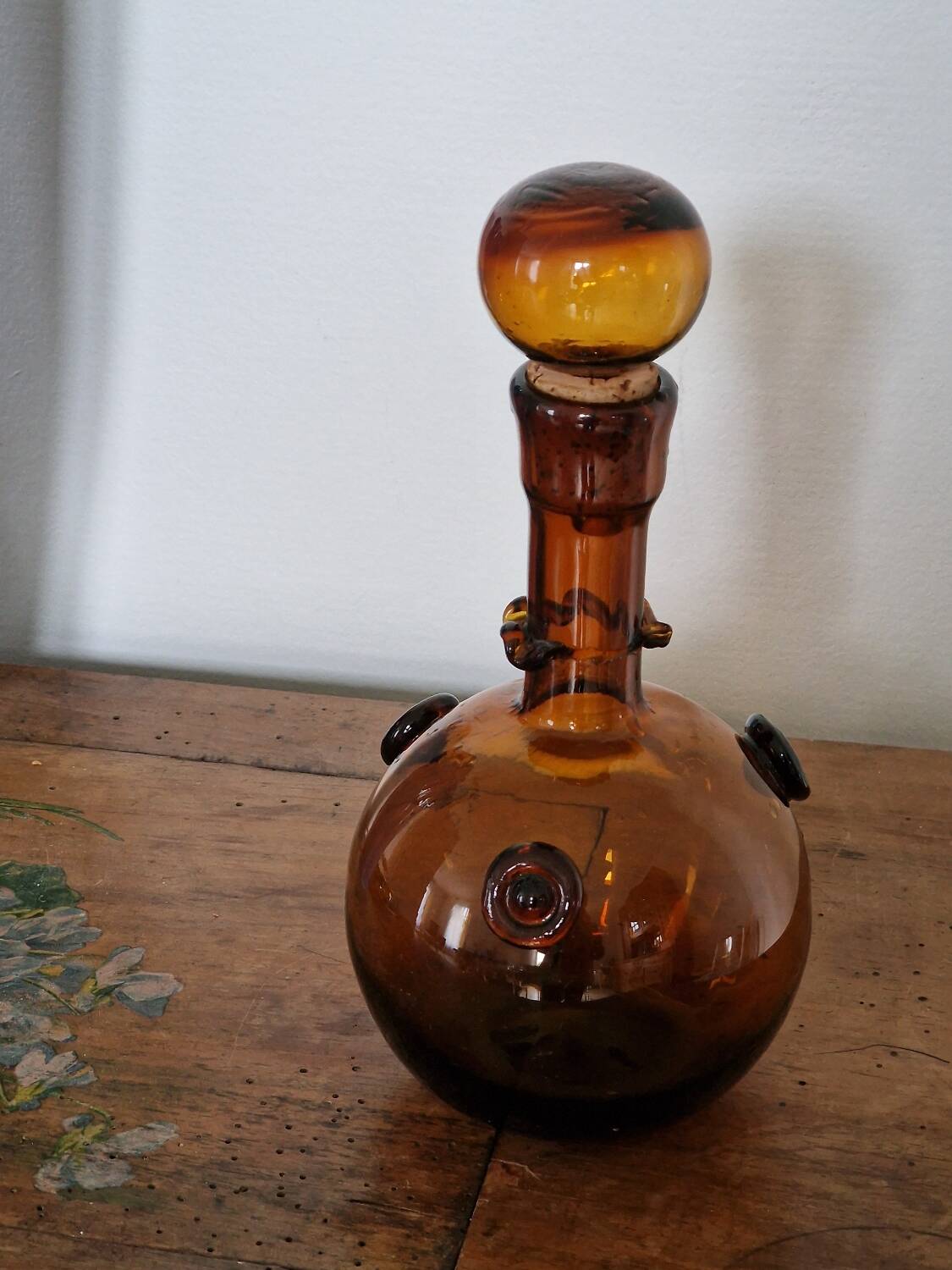 Carafe en verre bullé