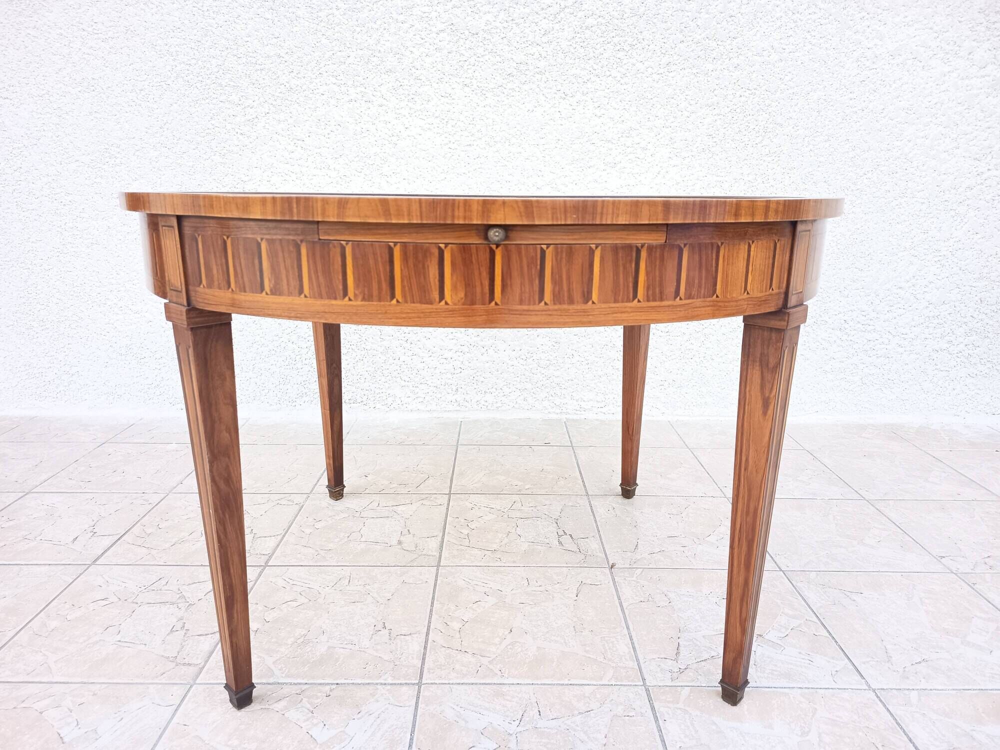 Louis XVI style game table in precious wood