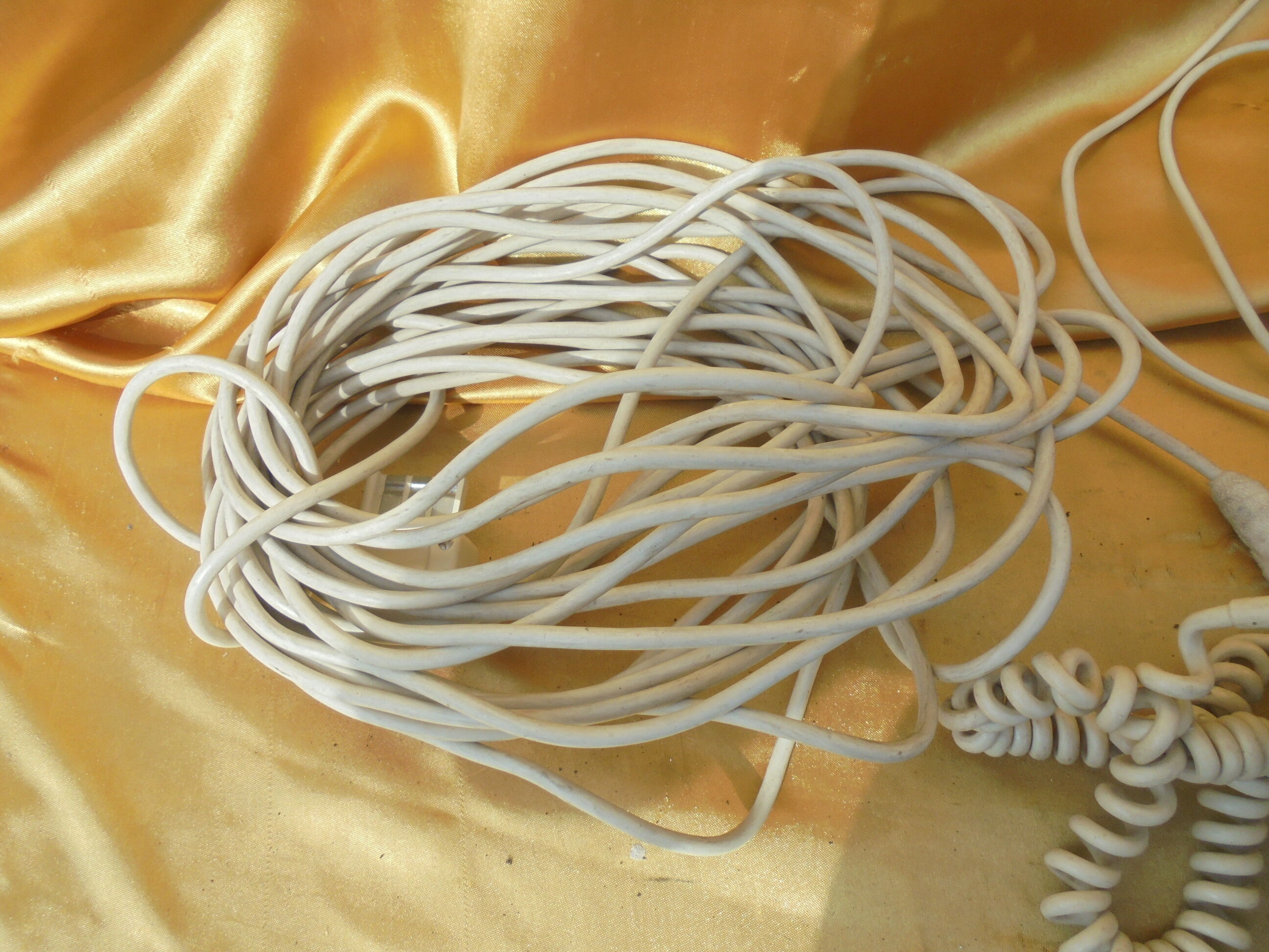 Telephone socotel s63 vintage ivory