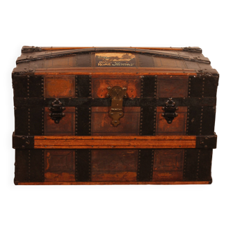 travel trunk from the early 20th century made of leather and wood