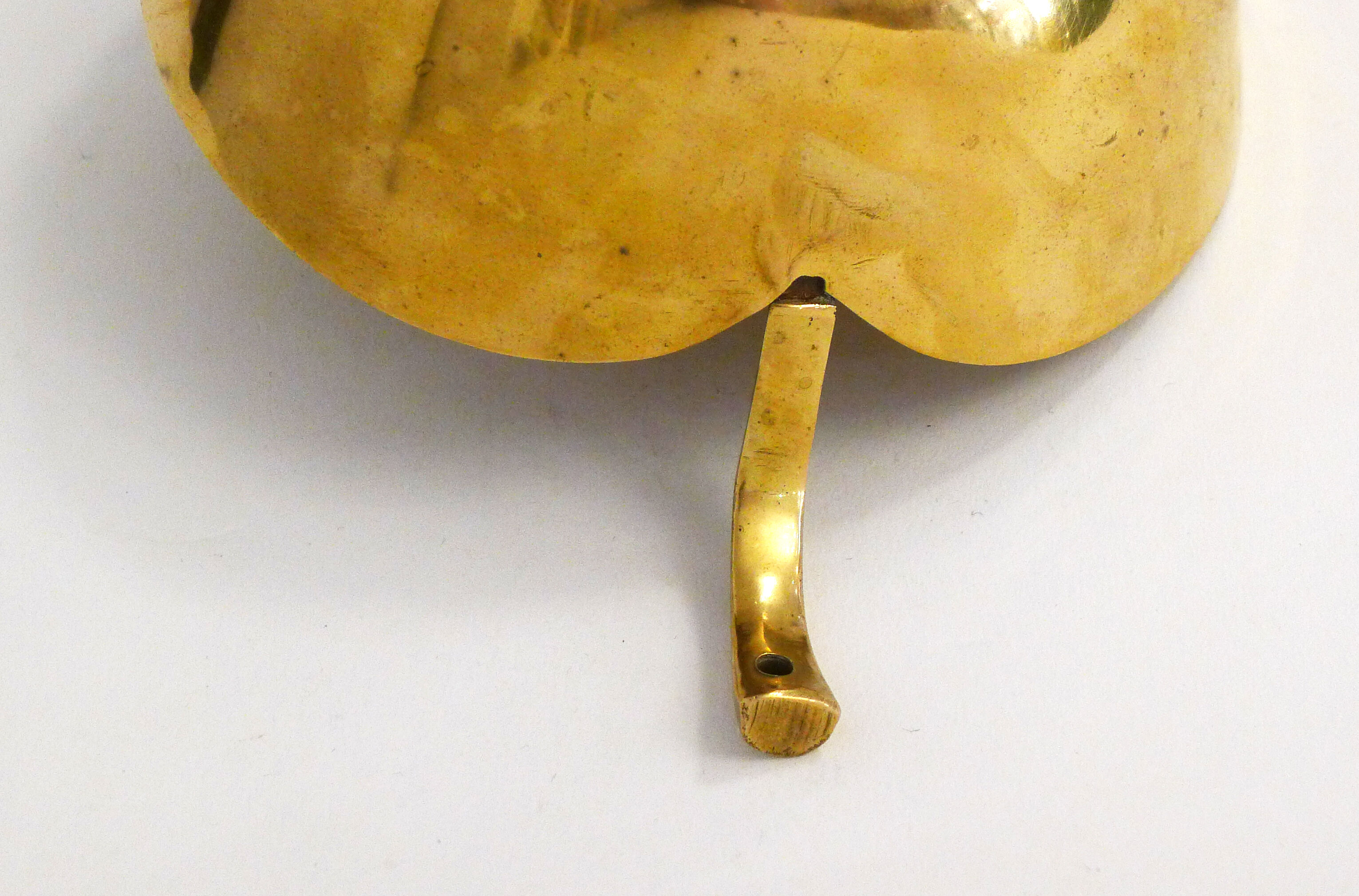 Large brass fruit bowl