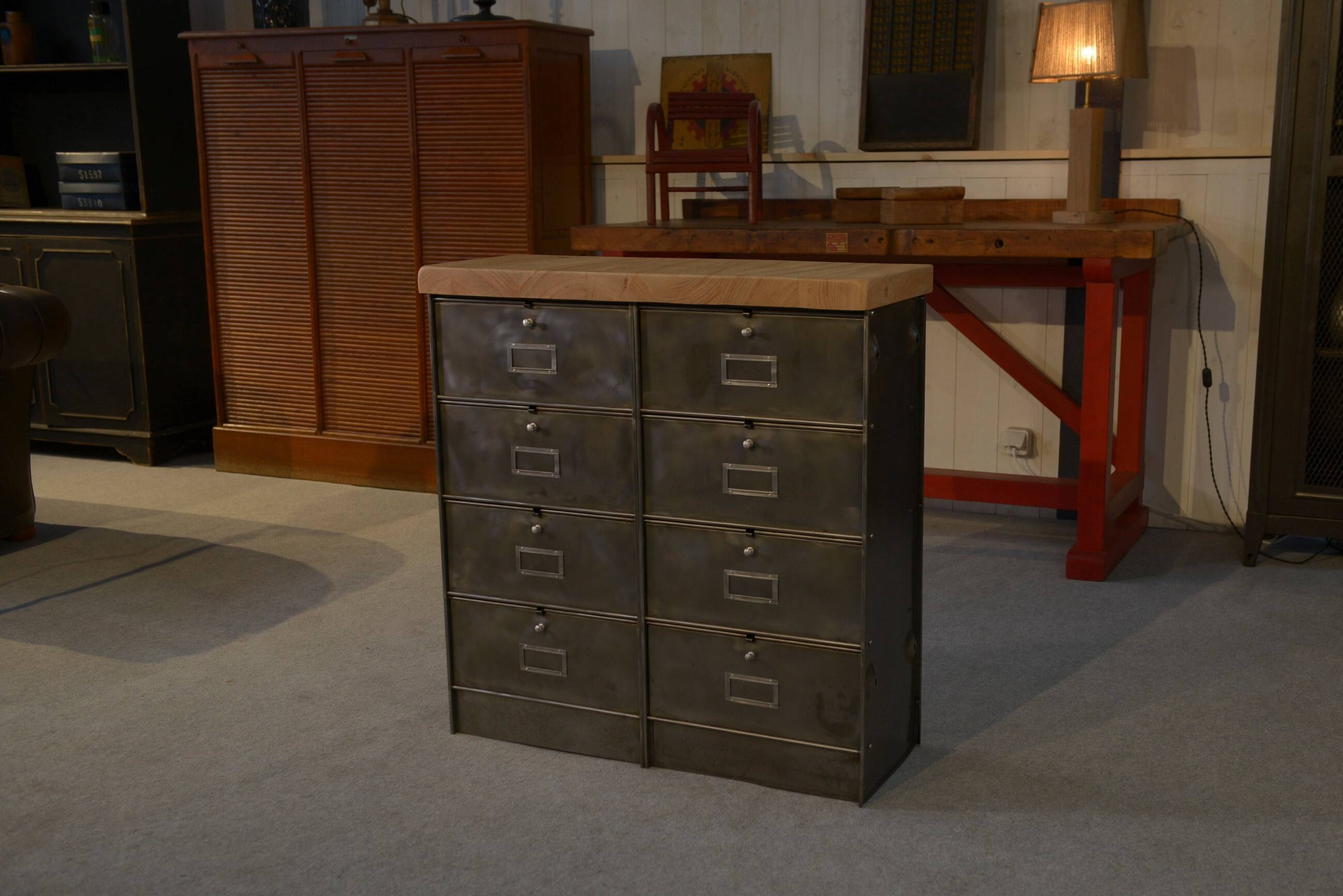 Meuble à clapets Ronéo 2 colonnes 8 clapets travail français vers 1950