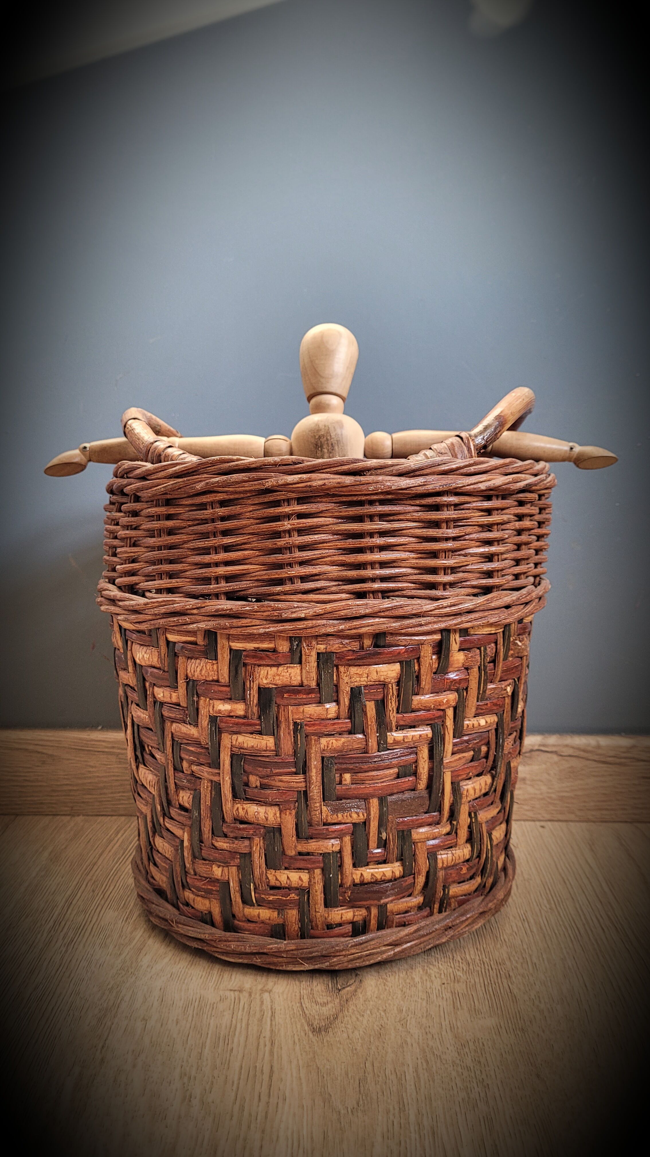 Wooden rattan basket
