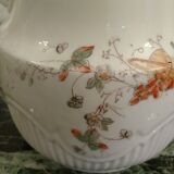 Set taste delicate antique porcelain