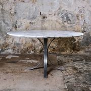 Large table ronde en marbre de Carrare, Italie, 1970s