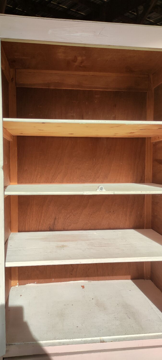 Showcase cabinet two doors, 3 drawers patina old pink