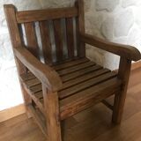 Fauteuil en bois pour enfant