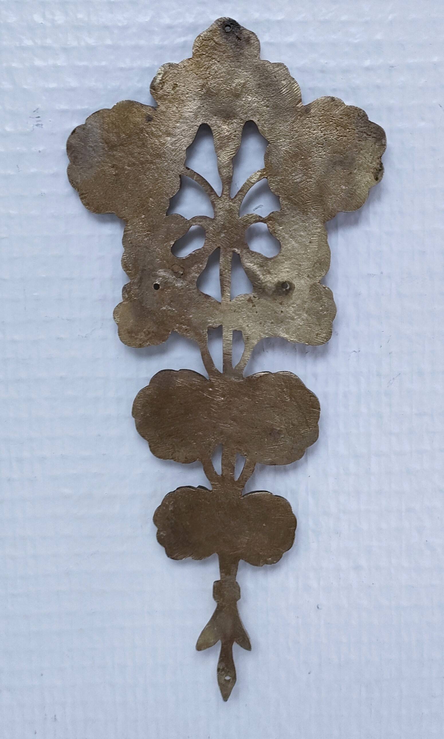 Two bronze ornaments furniture floral decoration early 20th century