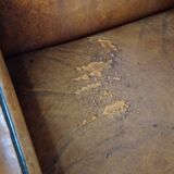 Set of 2 stylish yet comfortable armchairs made of sheepskin leather with a sleek design