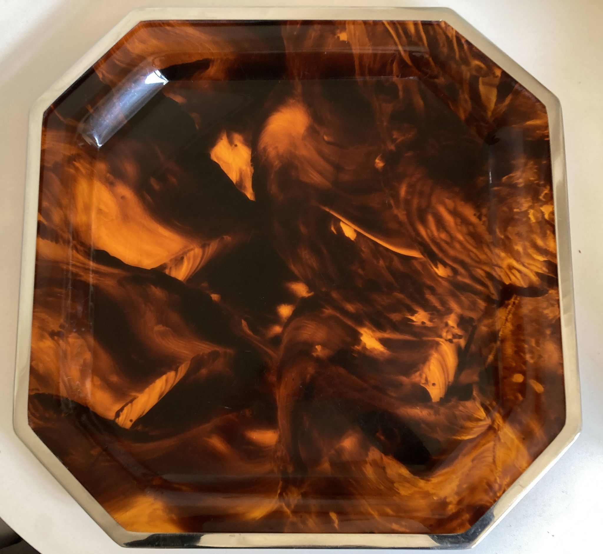 Plateau néo classique XXL en lucite écaille 1970