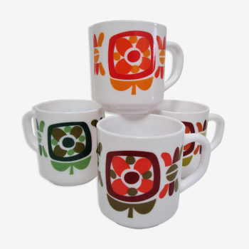 Quatre mugs décor fleurs design Jean-Charles Meunier années 70