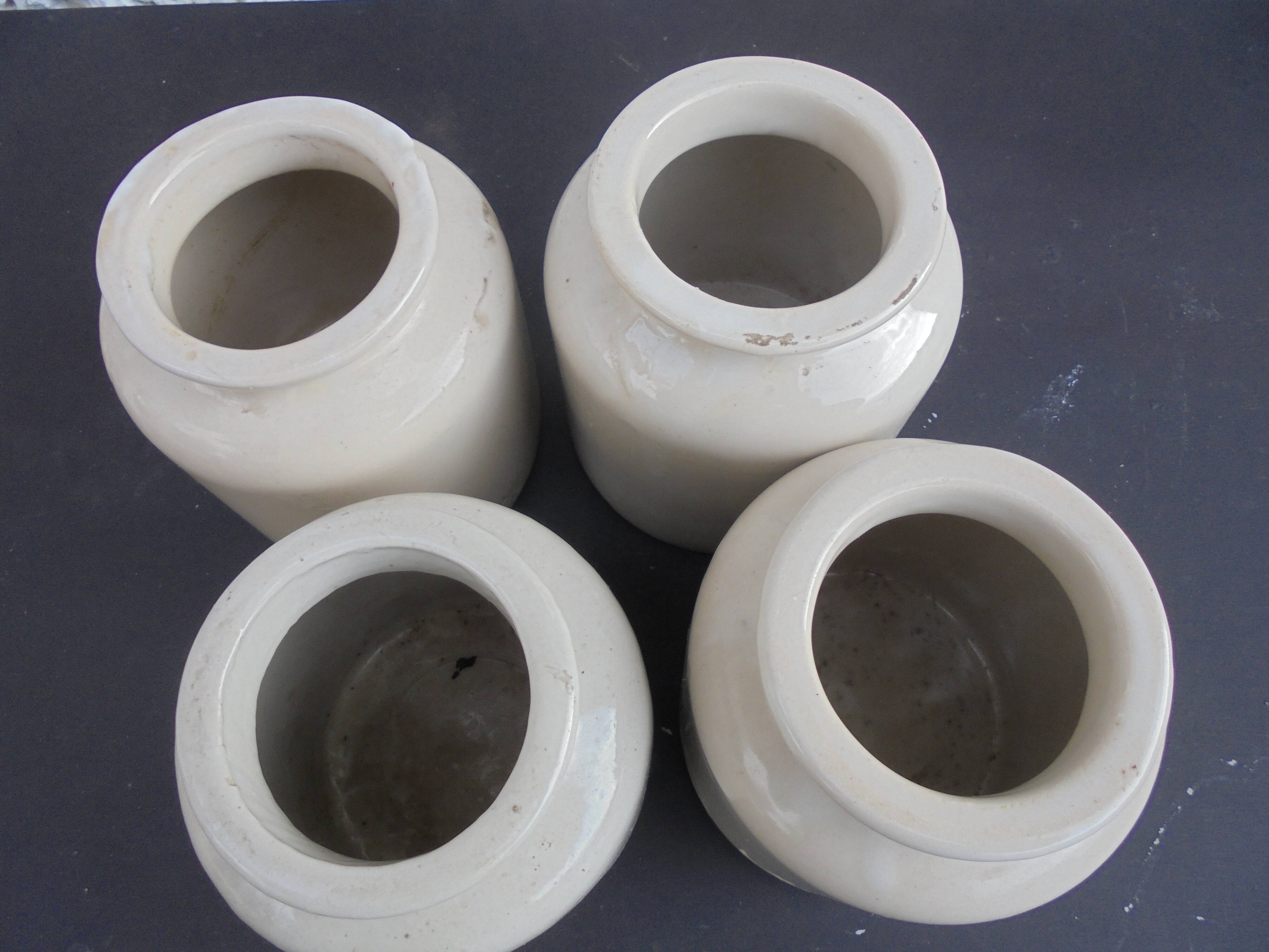 4 lab lagny mustard stoneware pots