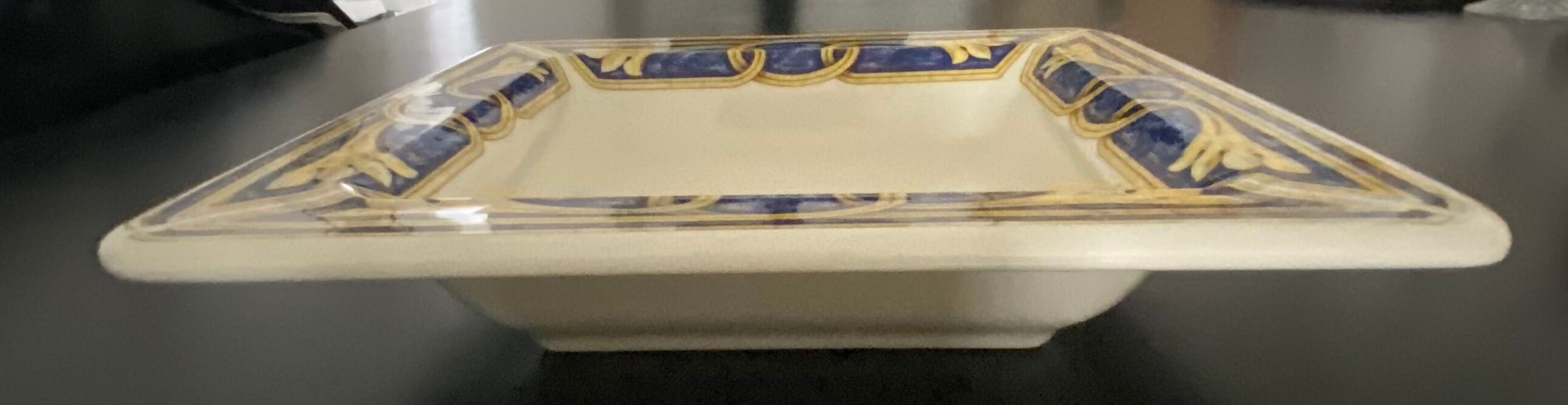 1 ceramic pocket empty from the Tiffany brand