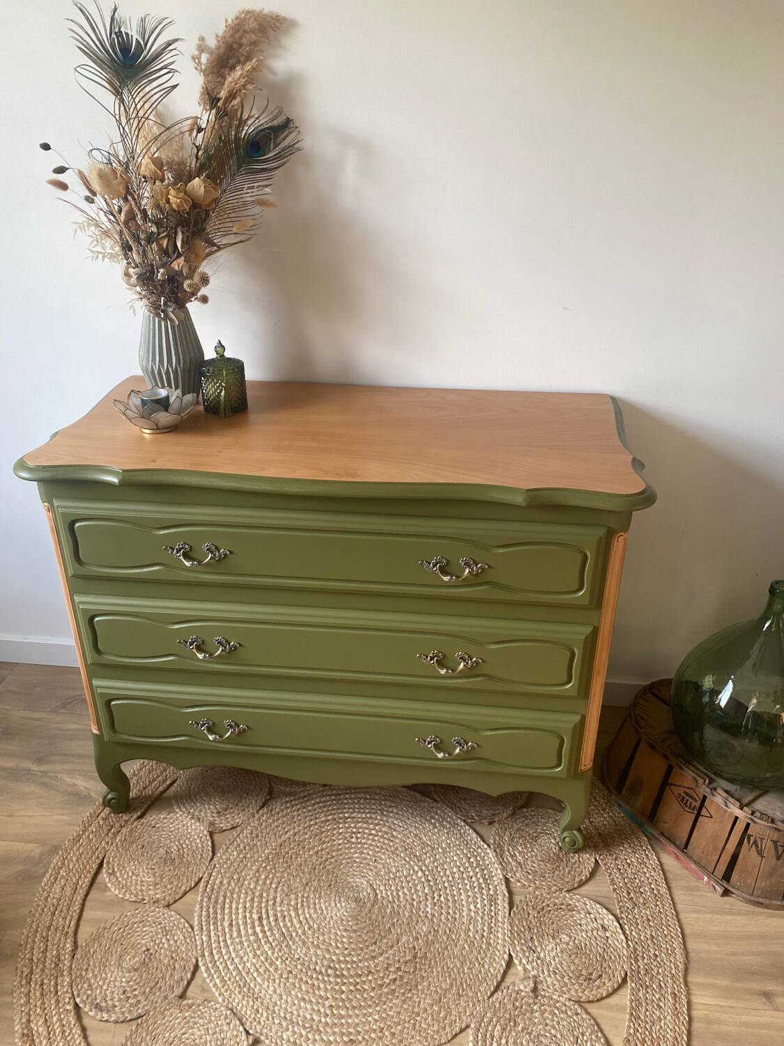 3-drawer chest of drawers redesigned in woody green and wood